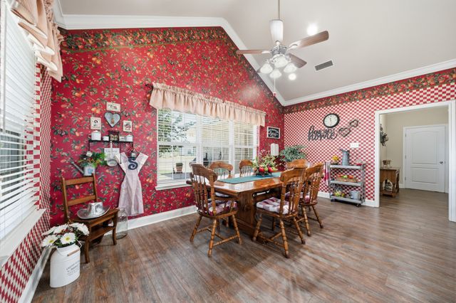 883 N Speegleville Road, Woodway, TX 76712