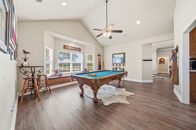 883 N Speegleville Road, Woodway, TX 76712
