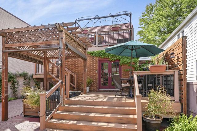 2205 E Washington Avenue, Madison, WI 53704