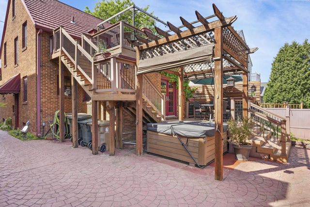 2205 E Washington Avenue, Madison, WI 53704