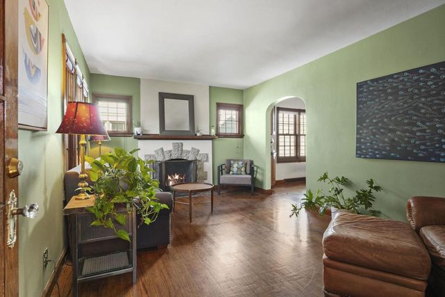 2205 E Washington Avenue, Madison, WI 53704