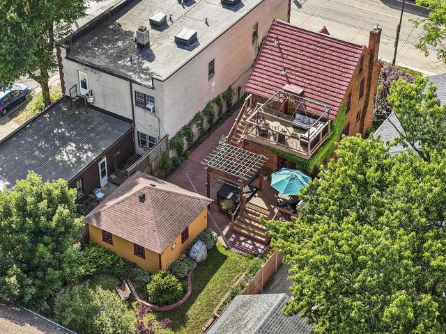 2205 E Washington Avenue, Madison, WI 53704