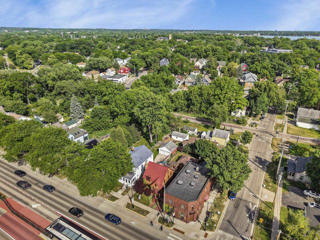 2205 E Washington Avenue, Madison, WI 53704