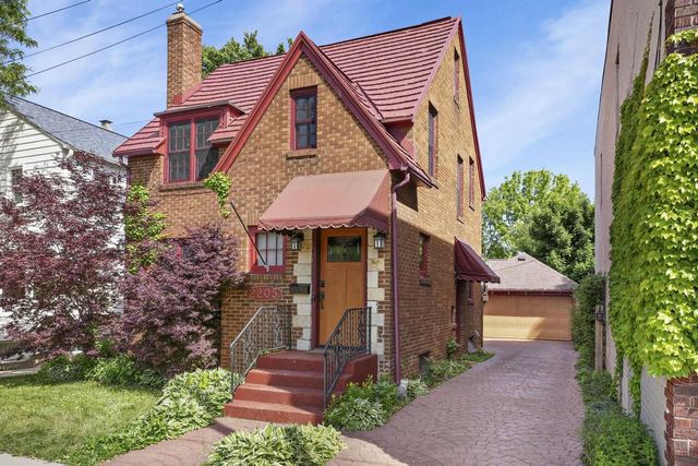 2205 E Washington Avenue, Madison, WI 53704