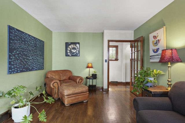 2205 E Washington Avenue, Madison, WI 53704