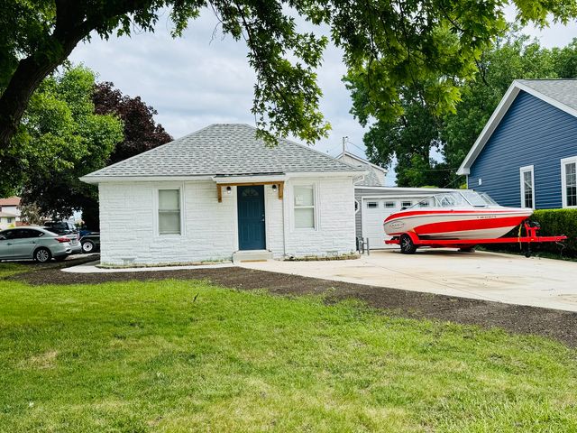 7258 W 72ND Street, Bridgeview, IL 60455