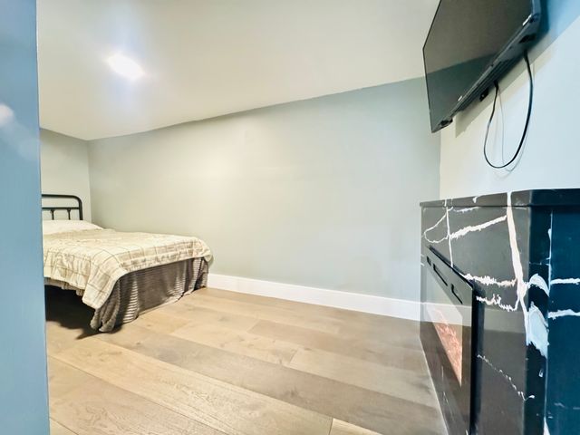 7258 W 72ND Street, Bridgeview, IL 60455