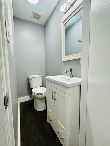 7258 W 72ND Street, Bridgeview, IL 60455