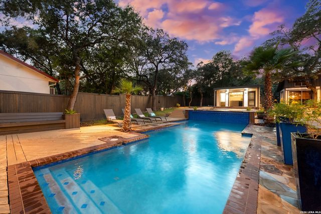 6 SLEEPY COVE ST, San Antonio, TX 78230