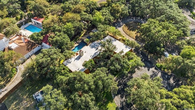 6 SLEEPY COVE ST, San Antonio, TX 78230