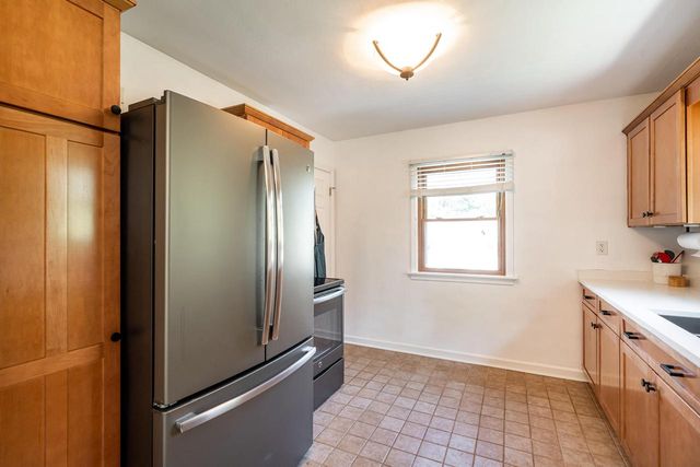 8356 Currie AVENUE, Wauwatosa, WI 53213