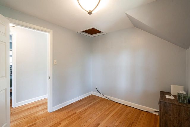 8356 Currie AVENUE, Wauwatosa, WI 53213
