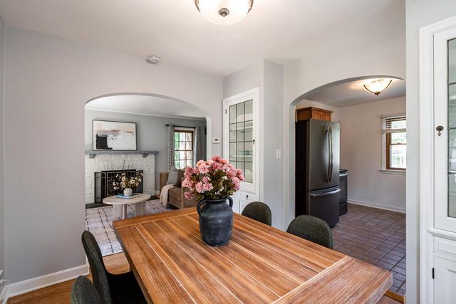 8356 Currie AVENUE, Wauwatosa, WI 53213