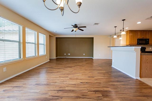 2019 Woodway DR, Leander, TX 78641