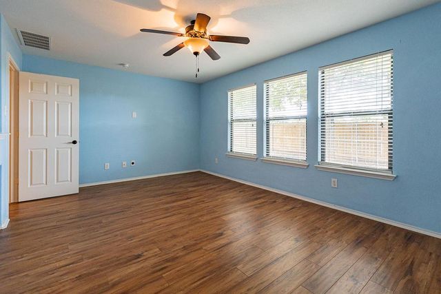 2019 Woodway DR, Leander, TX 78641