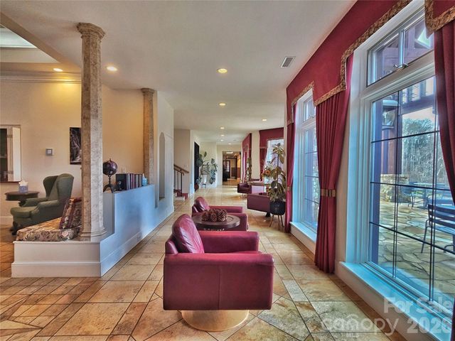 32 Finlaystone Trace, Waynesville, NC 28786