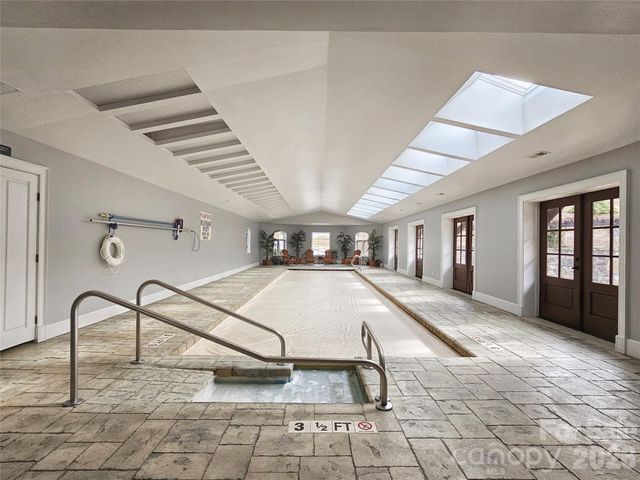 32 Finlaystone Trace, Waynesville, NC 28786