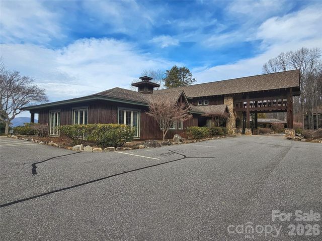 32 Finlaystone Trace, Waynesville, NC 28786