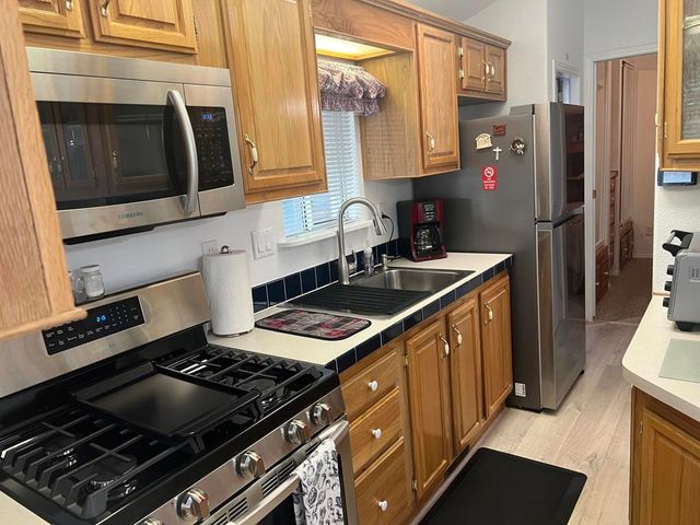 74711 Dillon Road 853, Desert Hot Springs, CA 92241