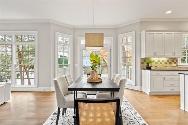 2181 Mckinley NW Road, Atlanta, GA 30318