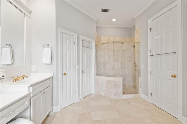 2181 Mckinley NW Road, Atlanta, GA 30318