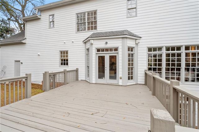 2181 Mckinley NW Road, Atlanta, GA 30318