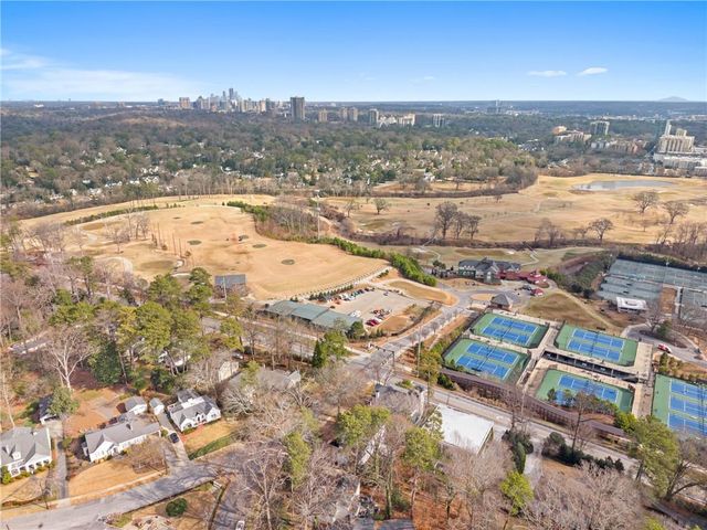 2181 Mckinley NW Road, Atlanta, GA 30318