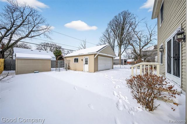 2795 Robina Avenue, Berkley, MI 48072