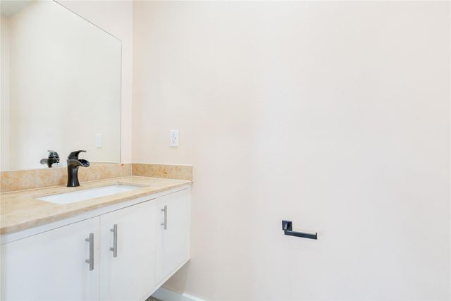 6809 Fairway A, Houston, TX 77087