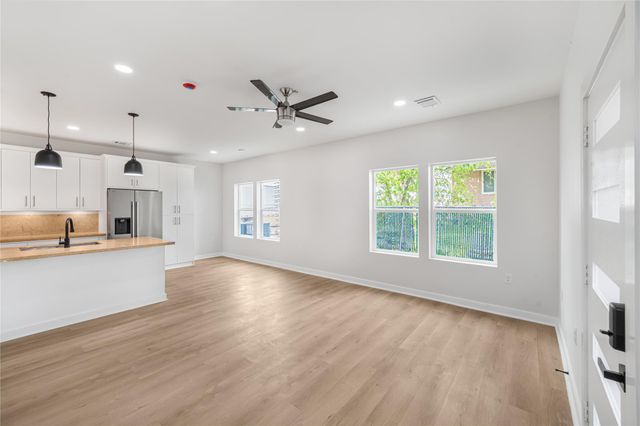 6809 Fairway A, Houston, TX 77087