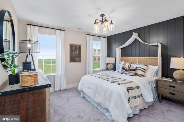 46 JOHN VANZANDT WAY, Titusville, NJ 08560