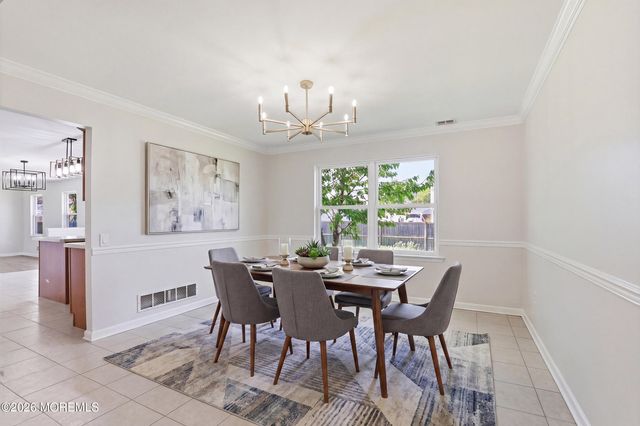 808 Anchor Avenue, Beachwood, NJ 08722