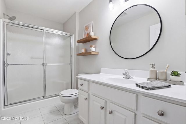808 Anchor Avenue, Beachwood, NJ 08722