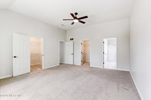 808 Anchor Avenue, Beachwood, NJ 08722