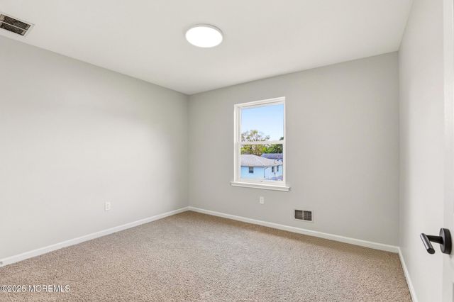 808 Anchor Avenue, Beachwood, NJ 08722