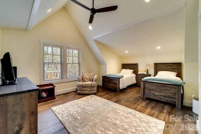117 Amberleaf Way, Cullowhee, NC 28723