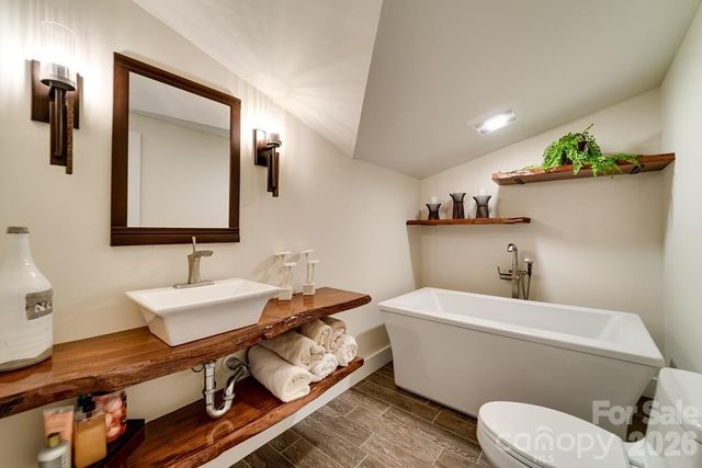 117 Amberleaf Way, Cullowhee, NC 28723
