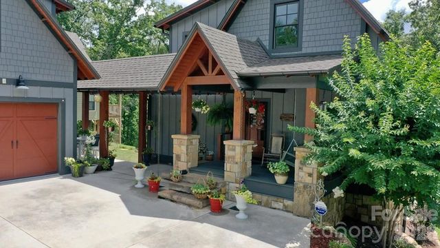 117 Amberleaf Way, Cullowhee, NC 28723