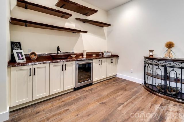 117 Amberleaf Way, Cullowhee, NC 28723