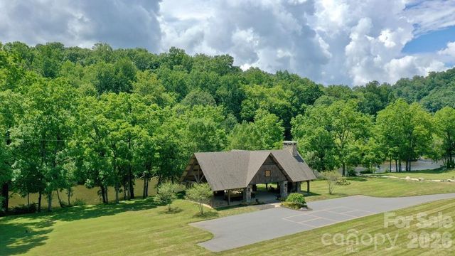117 Amberleaf Way, Cullowhee, NC 28723