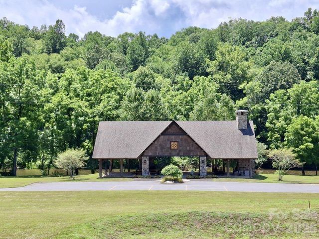 117 Amberleaf Way, Cullowhee, NC 28723