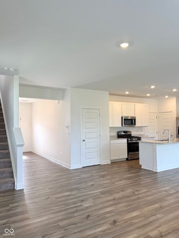 10210 Samerton Lane, Indianapolis, IN 46239