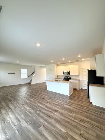 10210 Samerton Lane, Indianapolis, IN 46239