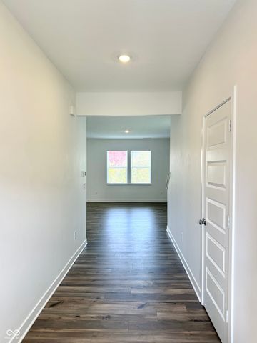 10210 Samerton Lane, Indianapolis, IN 46239