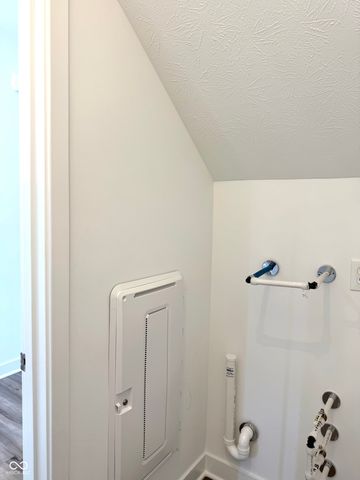 10210 Samerton Lane, Indianapolis, IN 46239