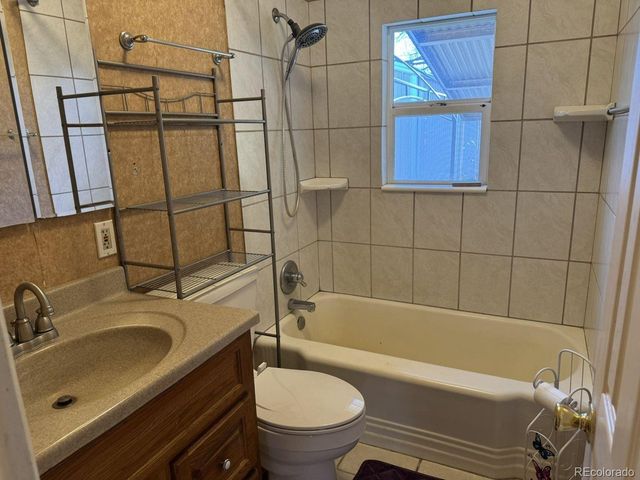 4654 S Delaware St, Englewood, CO 80110