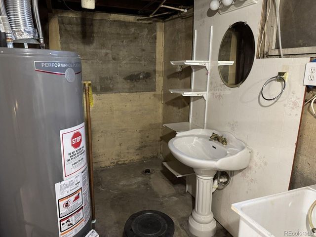 4654 S Delaware St, Englewood, CO 80110