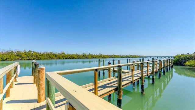 2245 N BEACH RD. 203, Englewood, FL 34223