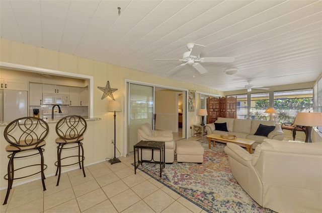 1290 LAKESIDE DRIVE, Venice, FL 34293