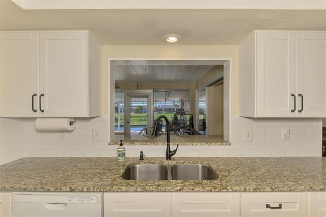 1290 LAKESIDE DRIVE, Venice, FL 34293